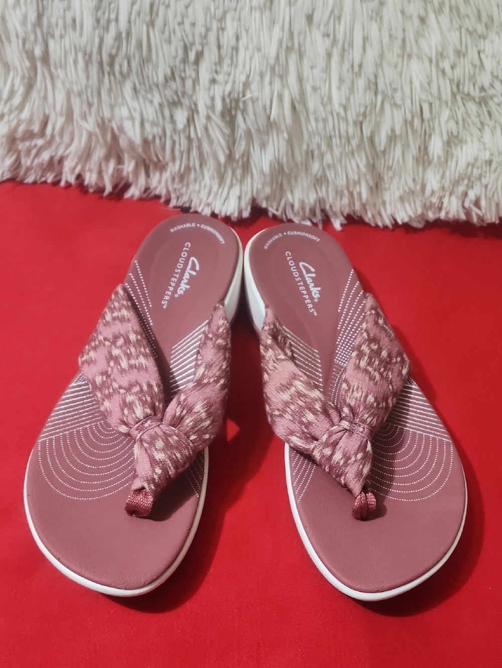 Clarks Arla Glison Women's Rose Pink Knotted CloudSteppers Sandals